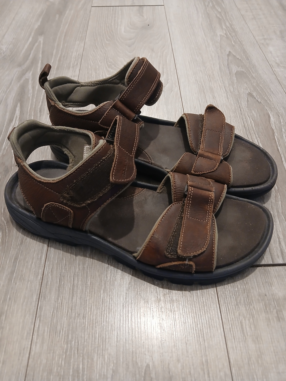 Rockport Men's Brown Leather Adjustable Strap Sandals